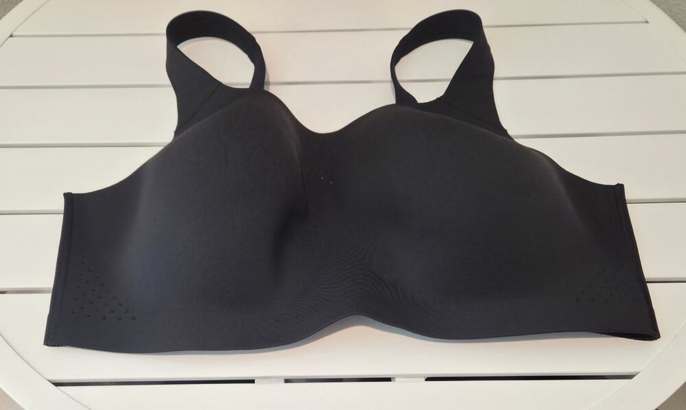 Victoria's Secret Sports Bra Perforated Mesh Black Size 40DD